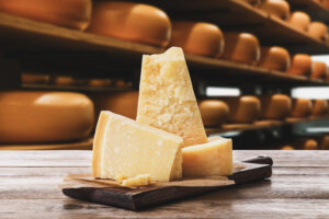 Parmigiano e Grana Padano - Nuovi scenari competitivi